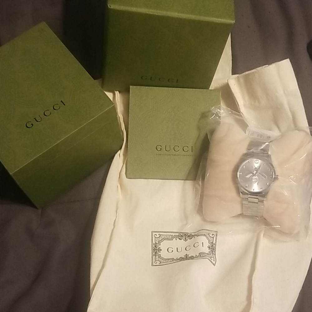 Gucci G-Timeless 38mm Watch